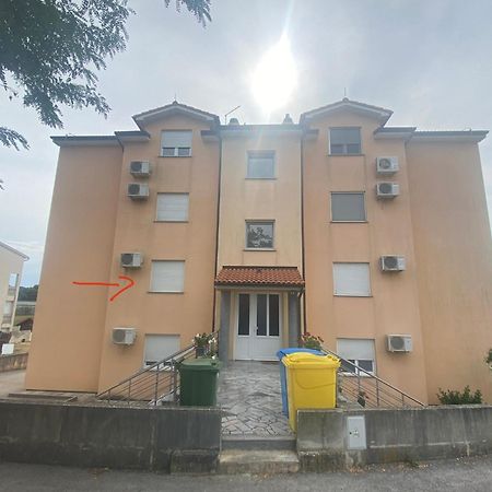 Apartment Noel Fažana Exteriör bild