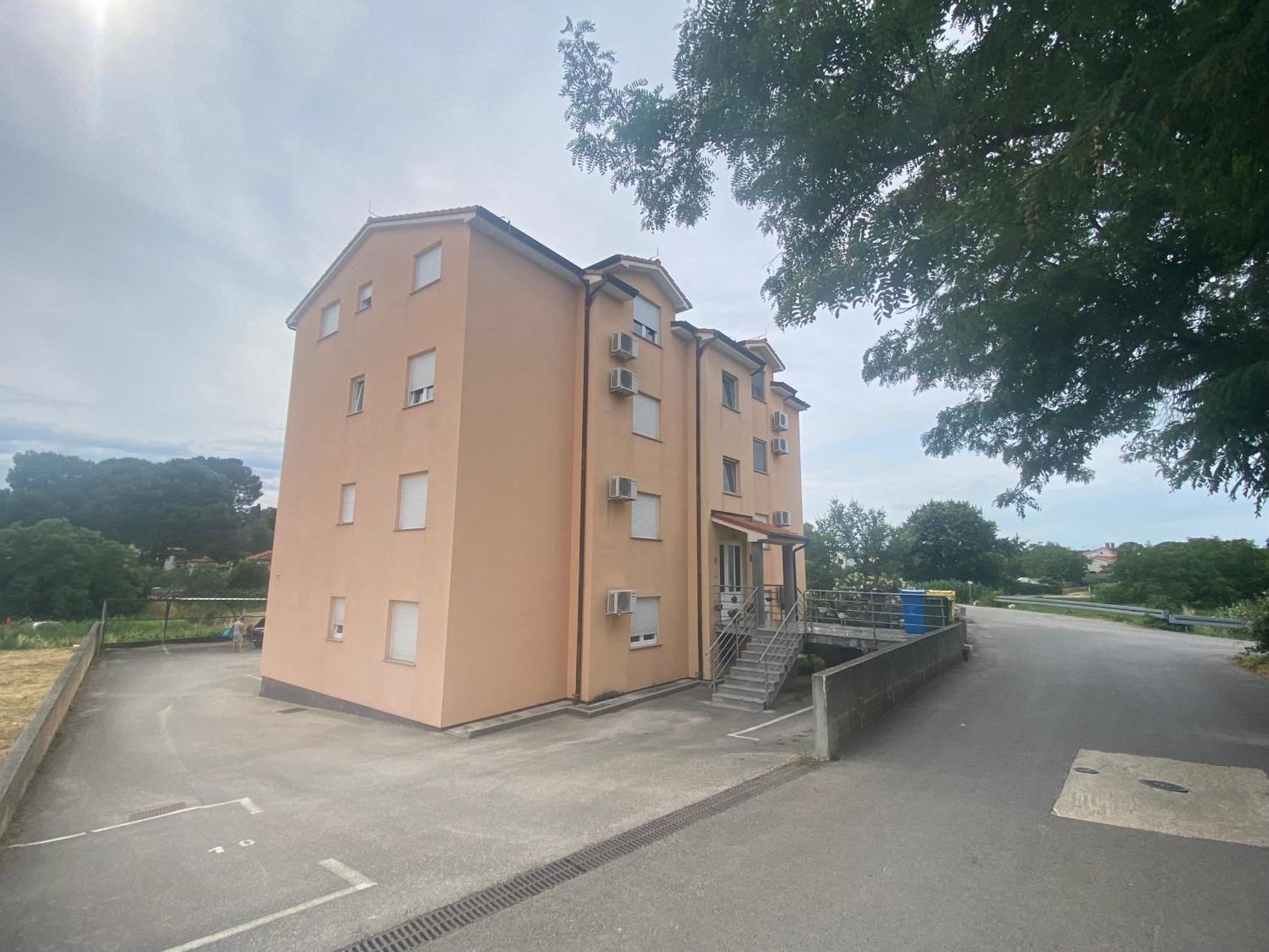Apartment Noel Fažana Exteriör bild